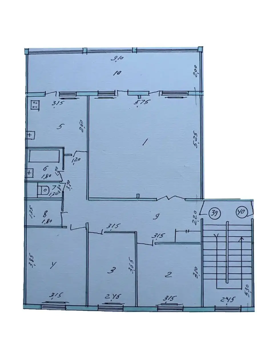 Продается 4-комнатная квартира − 110 м²