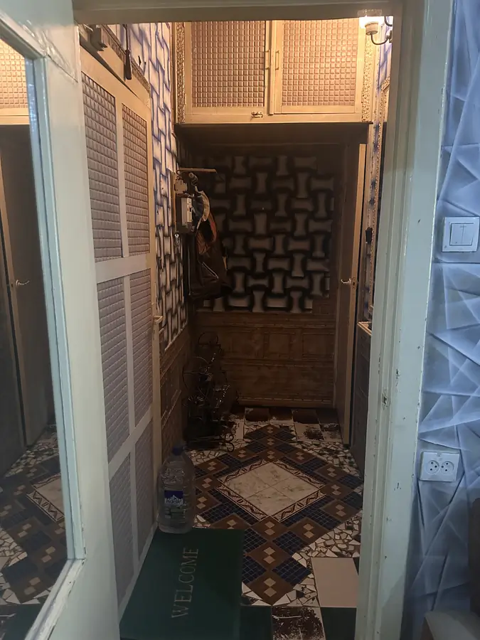 1 xonali kvartira sotiladi − 33 m²