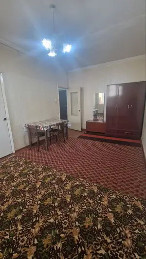 Сдается 2-комнатная квартира − 400 м²