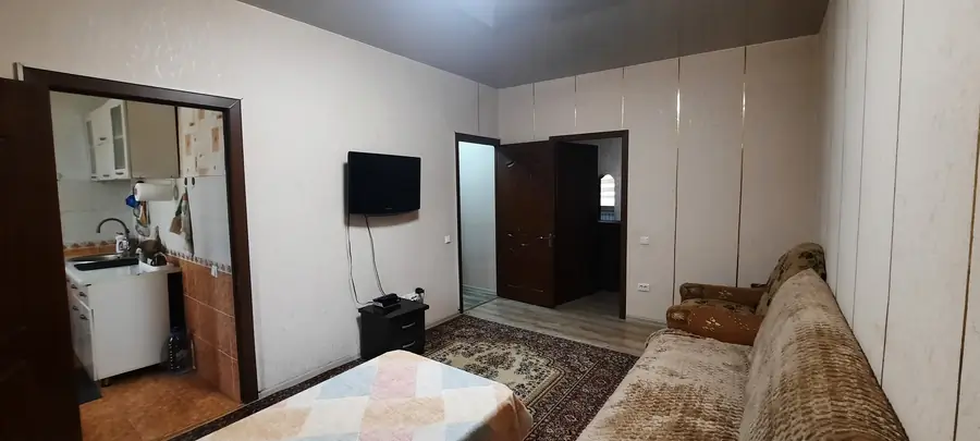 2 xonali kvartira sotiladi − 46 m²