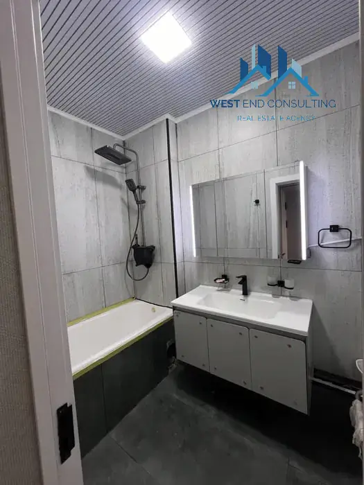 2 xonali kvartira sotiladi − 60 m²