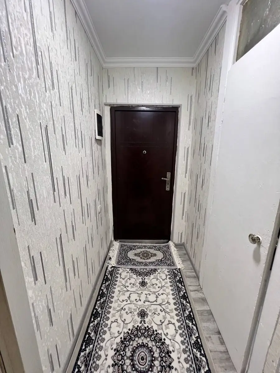 Продается 3-комнатная квартира − 68 м²