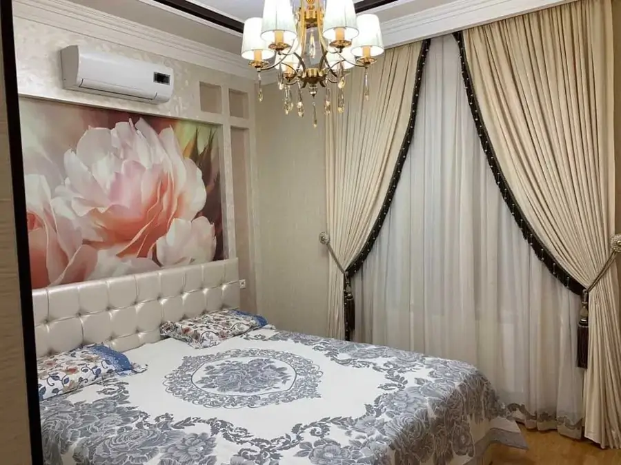 Ijaraga 3 xonali kvartira − 104 m²