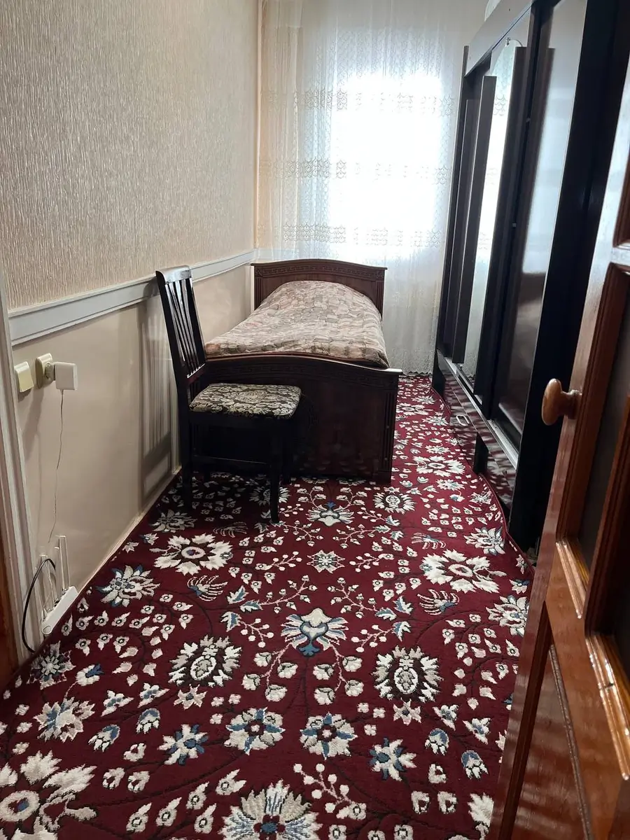 Продается 3-комнатная квартира − 65 м²