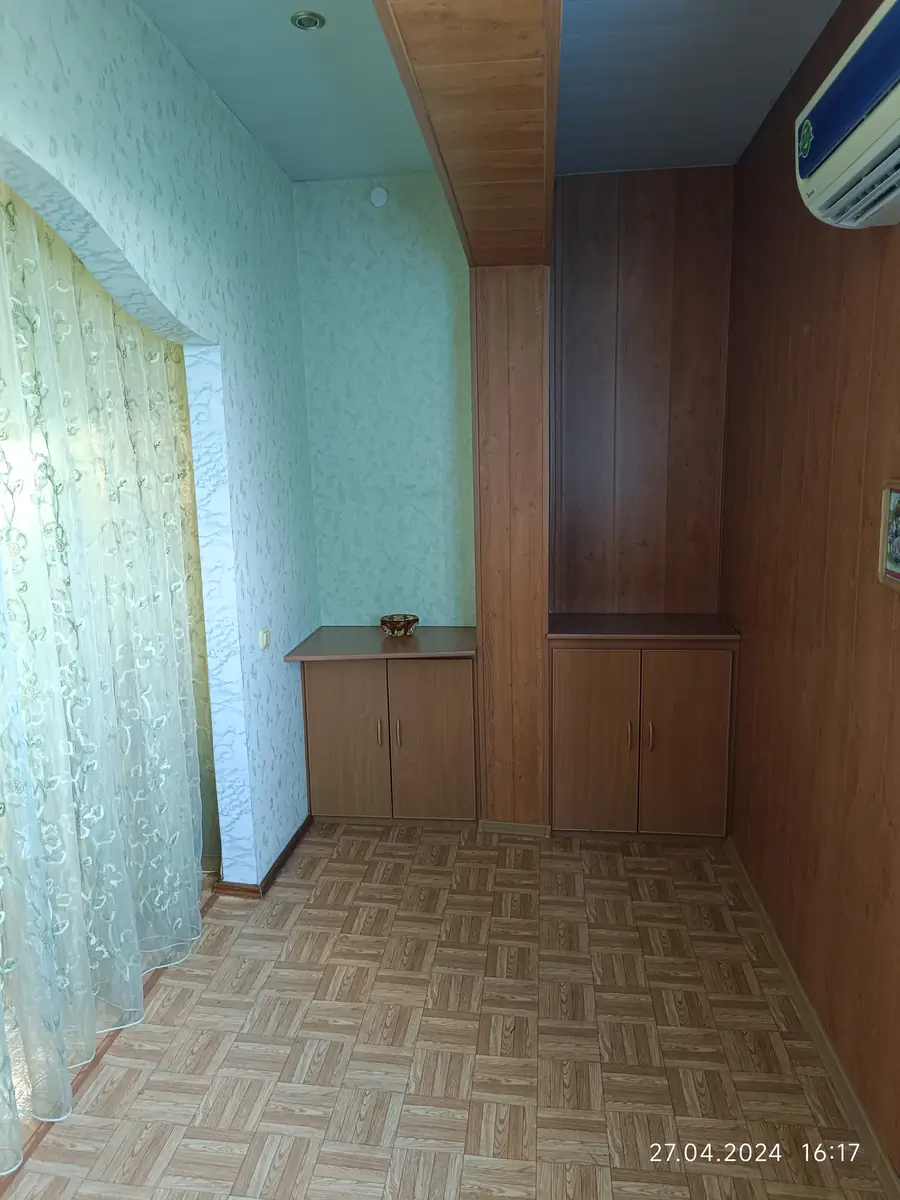 Продается 4-комнатная квартира − 126 м²