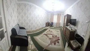 2 xonali kvartira sotiladi − 49.6 m²