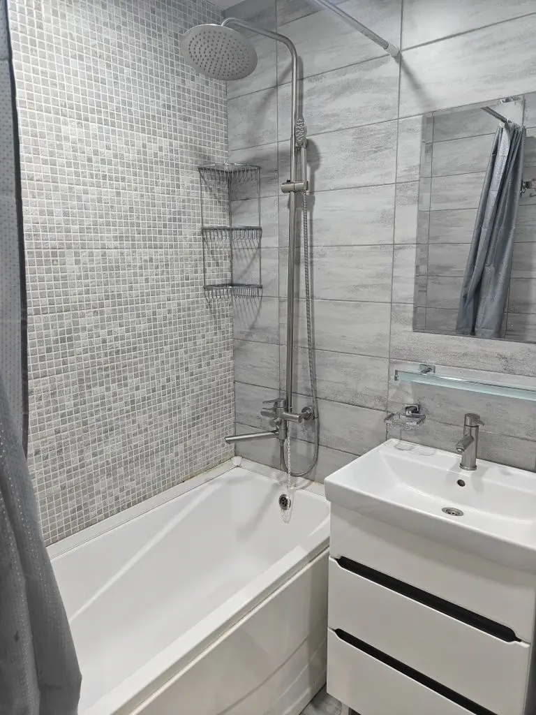 Сдается 2-комнатная квартира − 50 м²