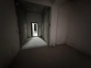 3 xonali kvartira sotiladi − 112 m²