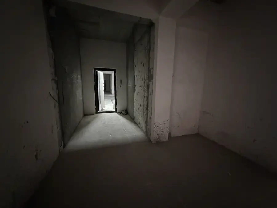 3 xonali kvartira sotiladi − 112 m²