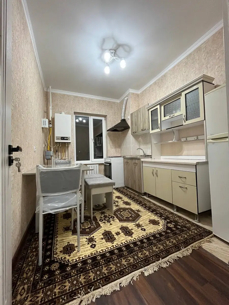 Сдается 2-комнатная квартира − 50 м²