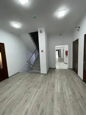 Сдается офис − 1600 м²