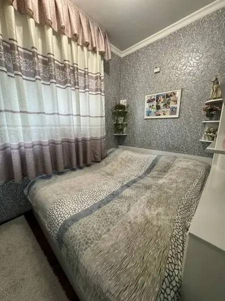 2-комнатная квартира − 60 м², 2/5 этаж