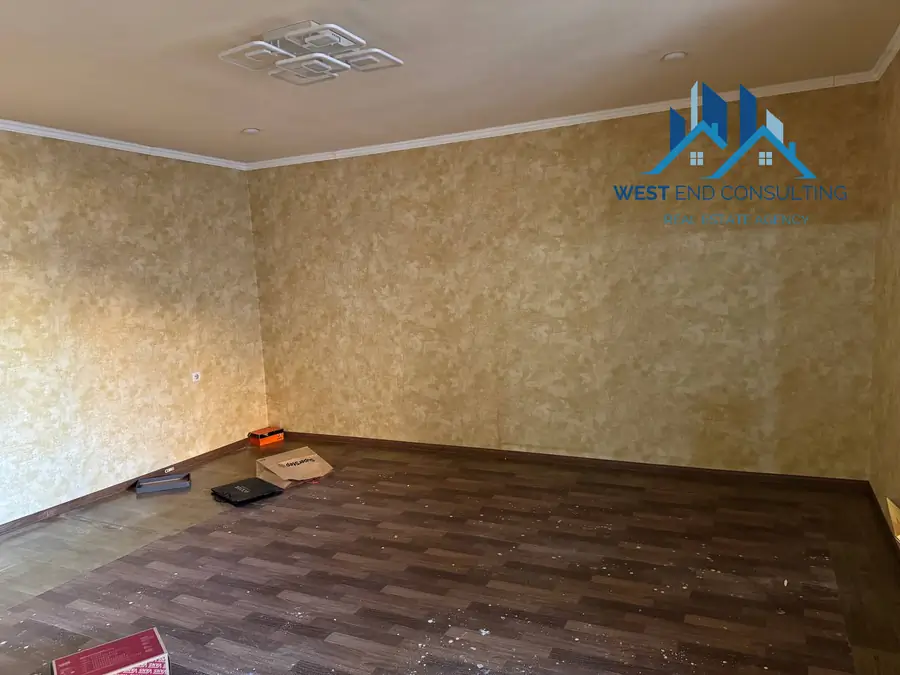 Ijaraga 2 qavatli uy − 250 m²