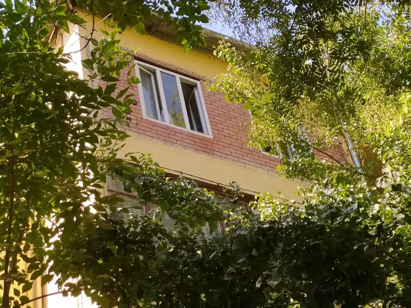 1 xonali kvartira − 40 m², 4/4 qavat