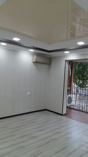 Ijaraga ofis − 100 m²