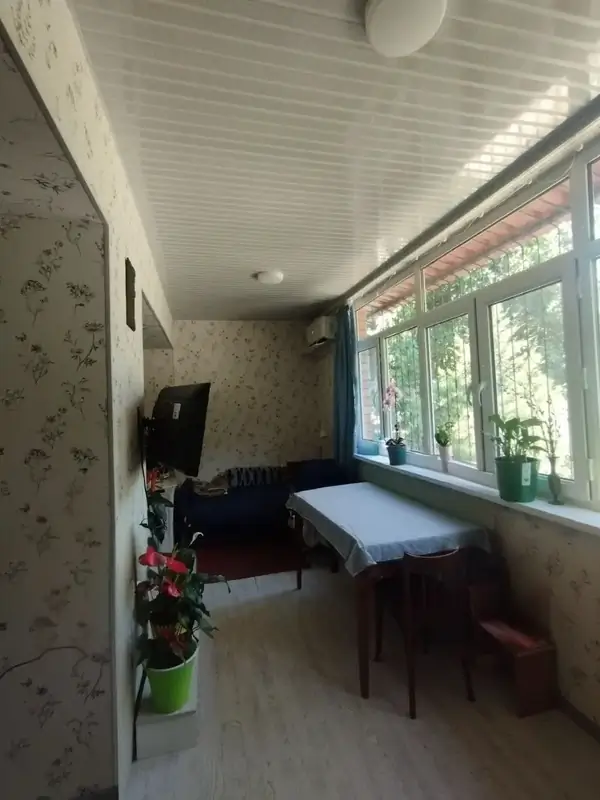 3 xonali kvartira − 70 m², 1/4 qavat