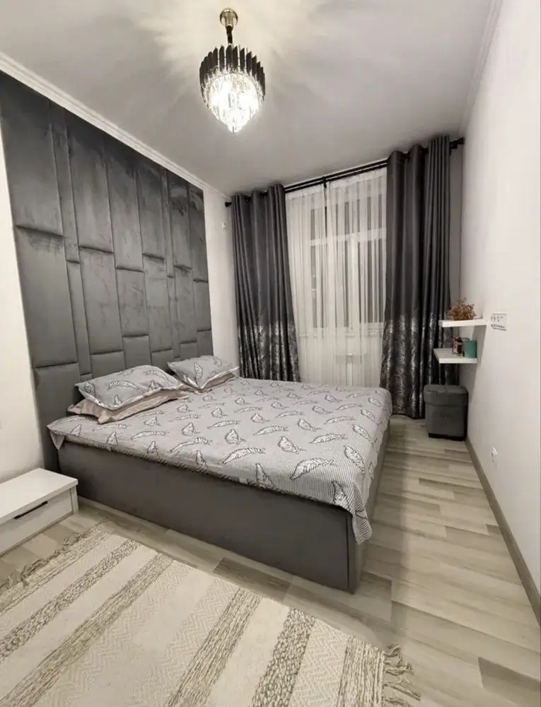 3 xonali kvartira sotiladi − 75 m²