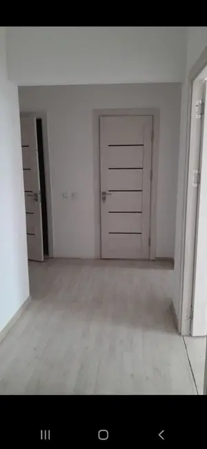 Сдается 3-комнатная квартира − 67 м²