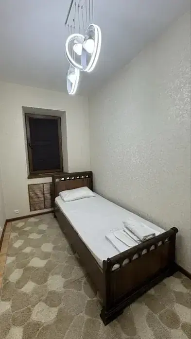 Сдается 3-комнатная квартира − 72 м²