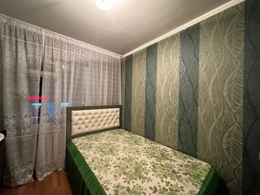 Продается 3-комнатная квартира − 69 м²