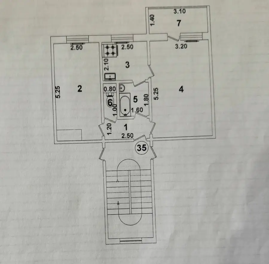 Продается 2-комнатная квартира − 46.2 м²