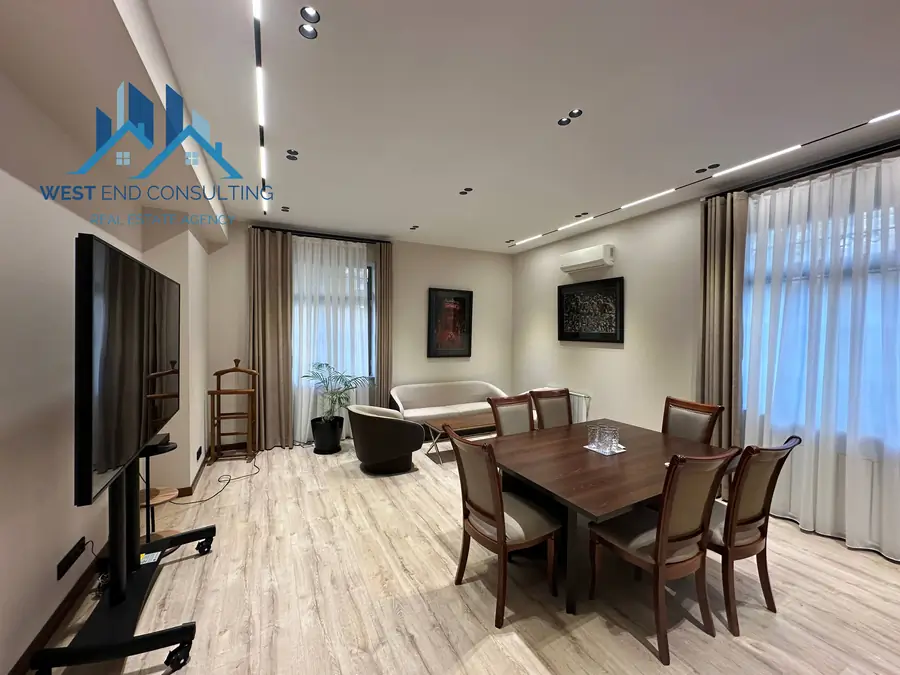Ijaraga ofis − 1601 m²