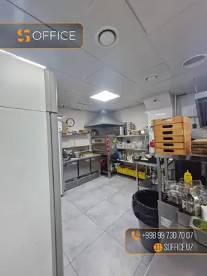 Ijaraga ofis − 388.9 m²