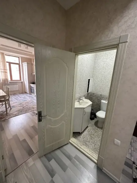 2-комнатная квартира − 80 м², 3/8 этаж