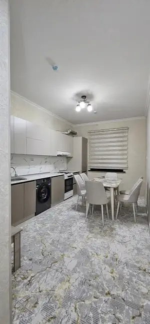 2 xonali kvartira sotiladi − 62 m²