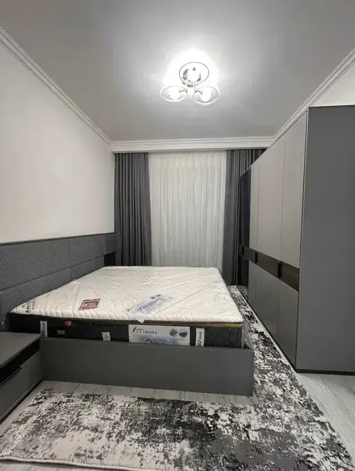 3 xonali kvartira sotiladi − 95 m²