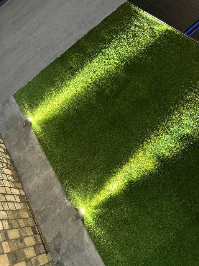 2 qavatli uy sotiladi − 255 m²