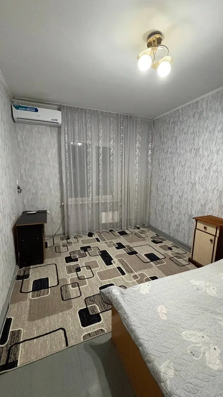 Сдается 3-комнатная квартира − 72 м²