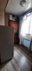2 xonali kvartira sotiladi − 46 m²