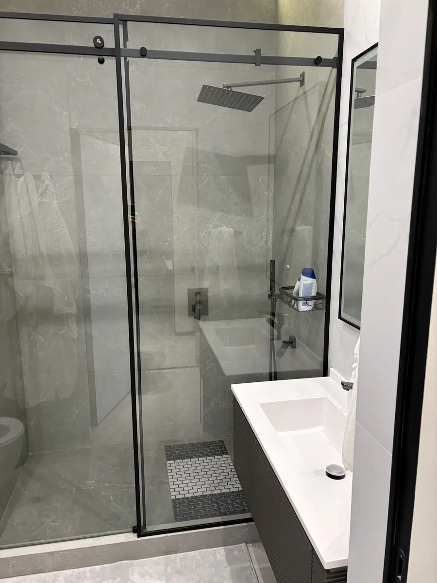 Продается 1-комнатная квартира − 38 м²