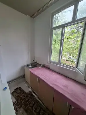 1 xonali kvartira − 33 m², 2/4 qavat