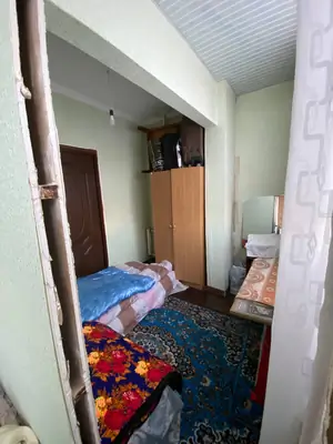 1 xonali kvartira sotiladi − 42 m²