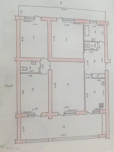 Продается 4-комнатная квартира − 156 м²