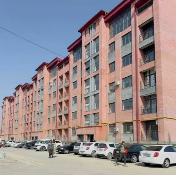 Ofis − 6000 m², 1/4 qavat