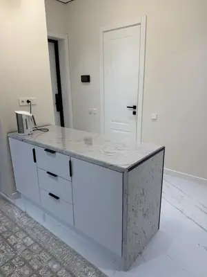Сдается 2-комнатная квартира − 72 м²