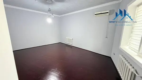 2 qavatli uy − 288 m², 3 sot.