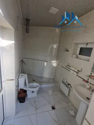 Ijaraga 1 qavatli uy − 350 m²