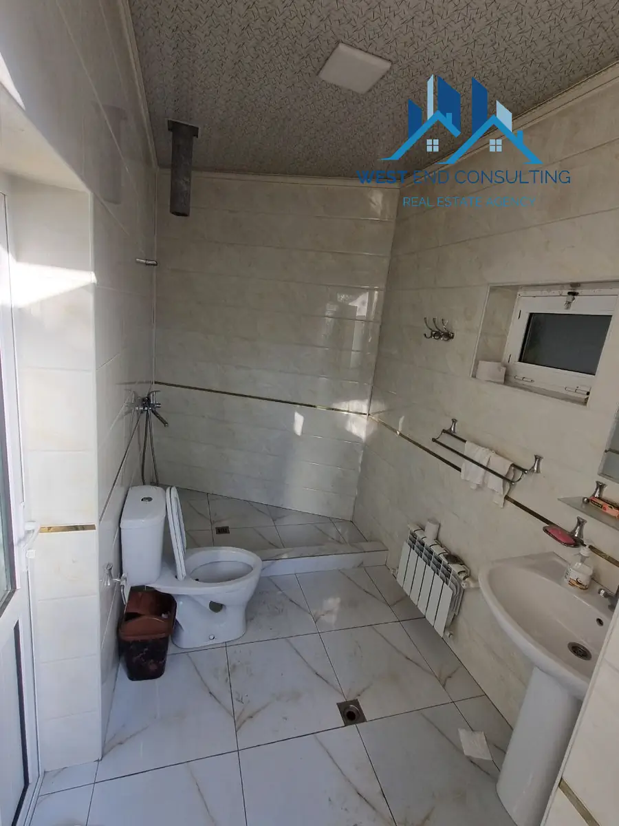 Ijaraga 1 qavatli uy − 350 m²