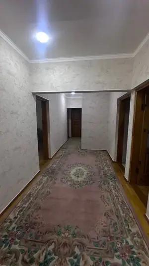 Сдается 4-комнатная квартира − 110 м²