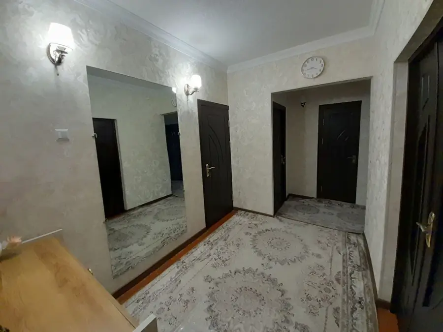 Продается 4-комнатная квартира − 96 м²