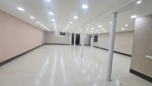 Продается офис − 1500 м²