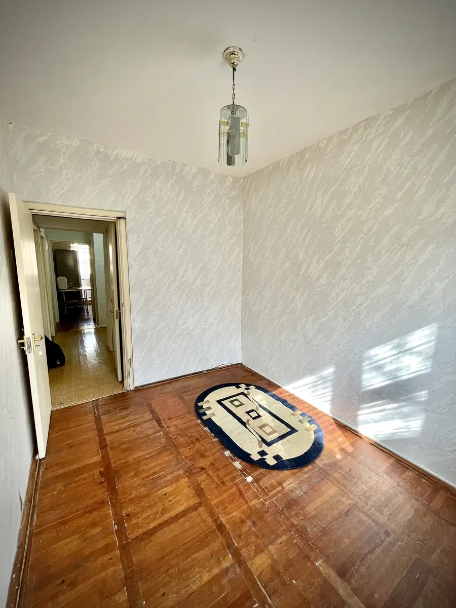 Продается 3-комнатная квартира − 73 м²