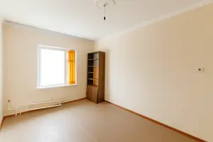 4 xonali kvartira − 92 m², 4/4 qavat