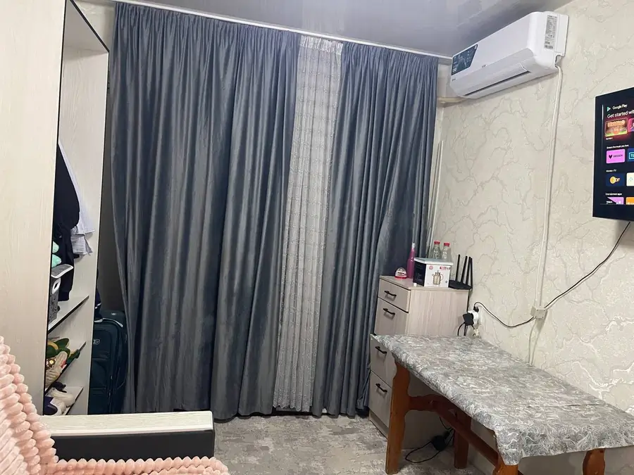 Продается 1-комнатная квартира − 18 м²