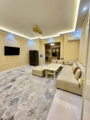 2 qavatli uy − 300 m², 3 sot. 