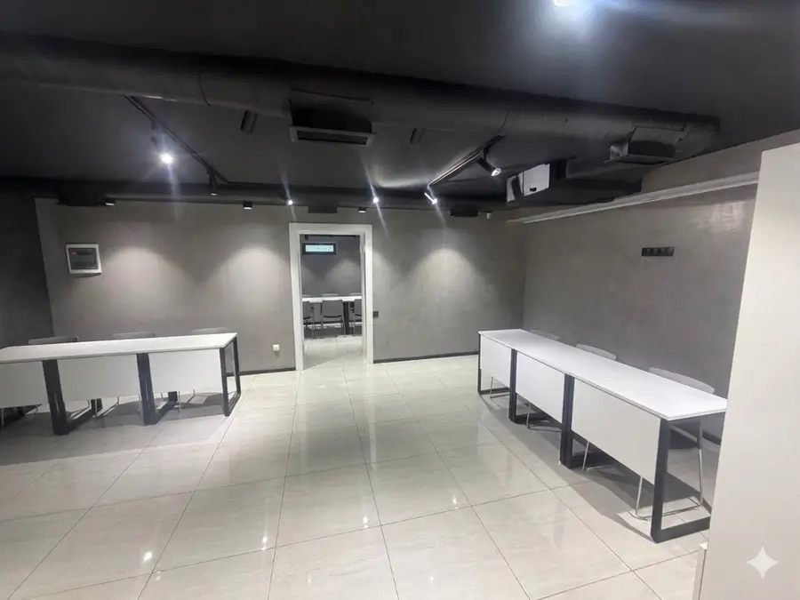 Ijaraga ofis − 164 m²